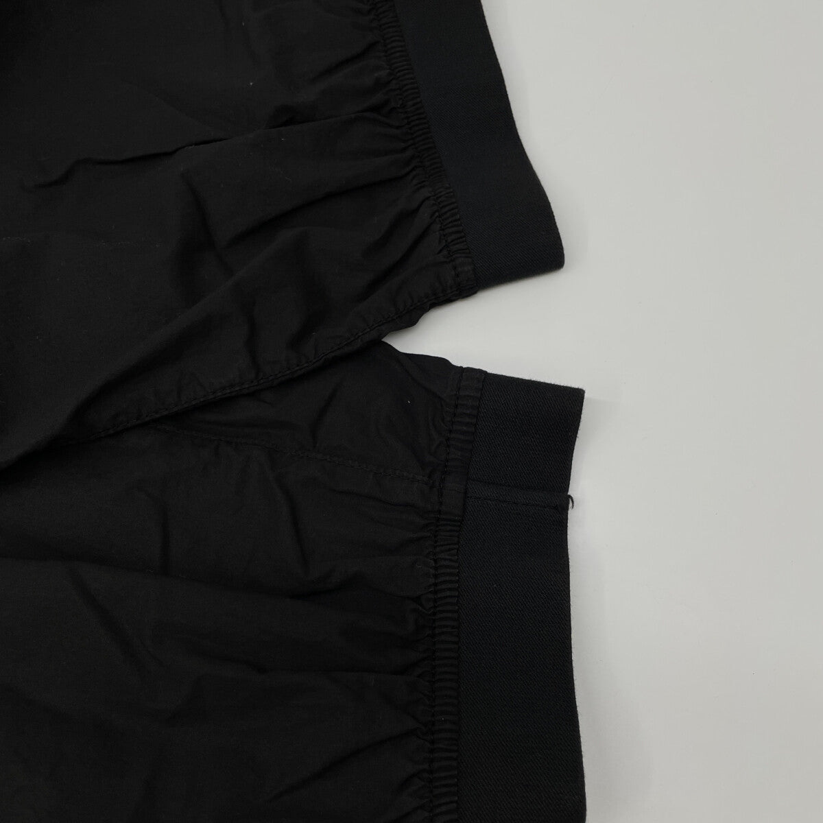 STONE ISLAND ストーンアイランド 新品同様 国内正規 24年製 STRETCH COTTON TELA PARACADUTE ガーメントダイ カーゴパンツ ボトムス W33