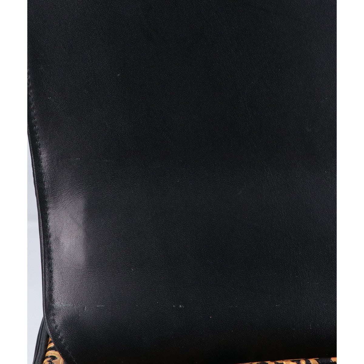 印傳屋 レザー キナート ターンロック フラップ ハンドバッグ