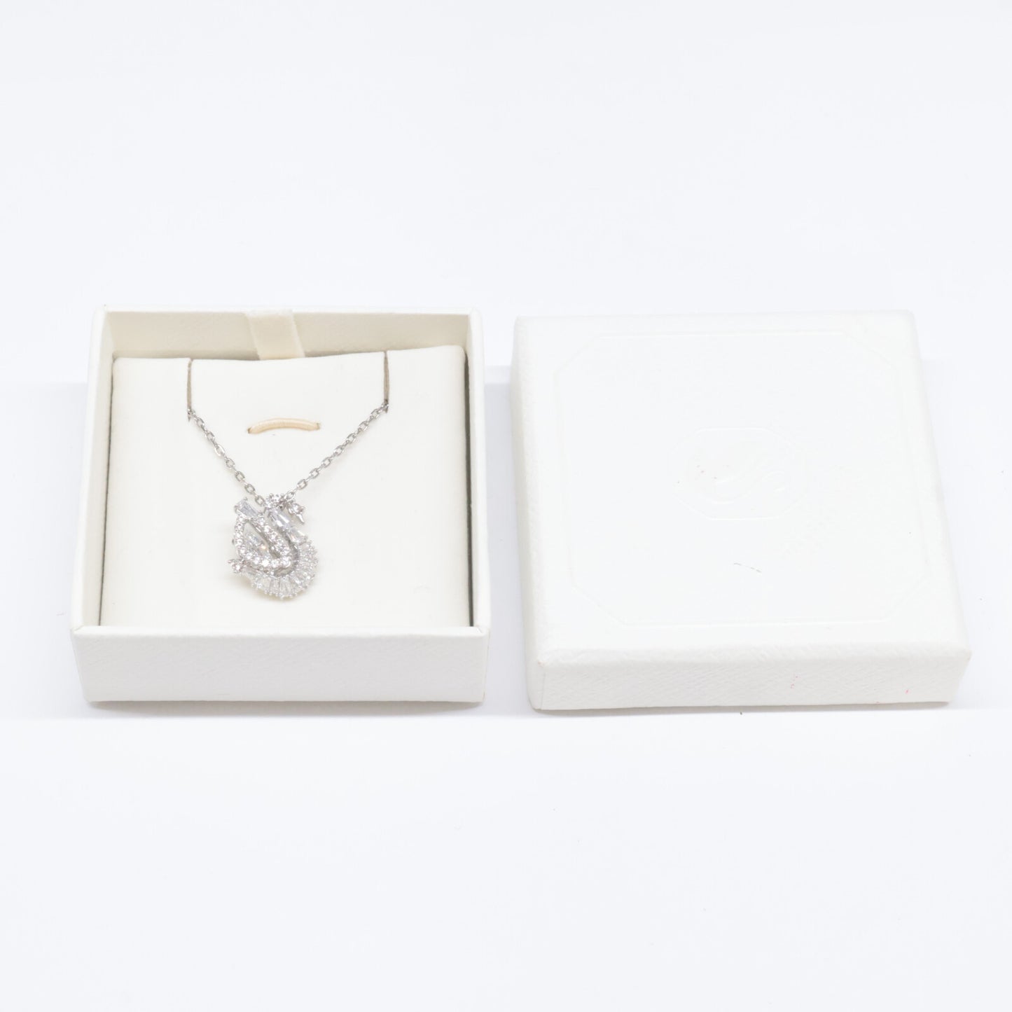 SWAROVSKI スワロフスキー 【美品】5732412 Swan ダンシングストーン スワンペンダント ネックレス