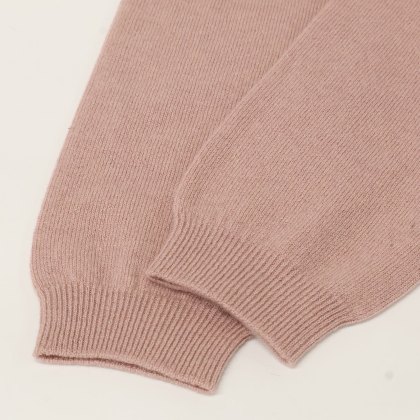 TOYOBOSHI トウヨウボウシ 糸衣 KARIBA 09IT-EF0003 ローズ カシミヤ100 Vネックセーター トップス 2