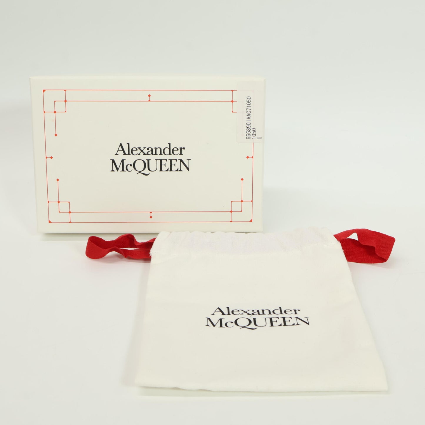 Alexander McQueen アレキサンダーマックイーン 666890 1AAC7 CARD HOLDER W/CHAIN チェーン付 ロゴ カードケース