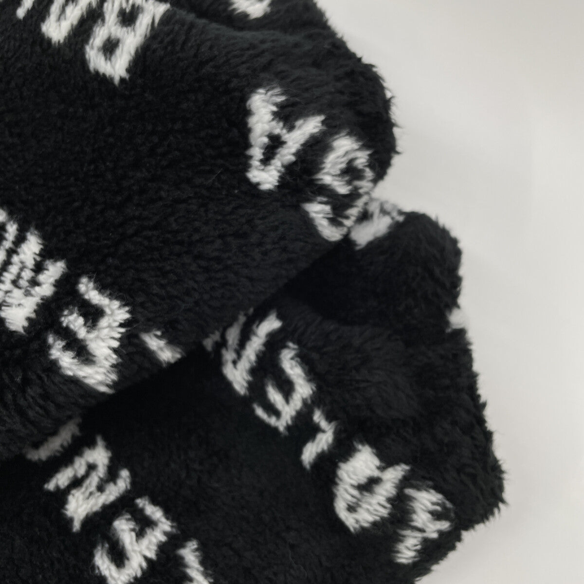 BALENCIAGA バレンシアガ ブラック Allover Logo Fluffy Zip-Up Jacket ジャケット 44