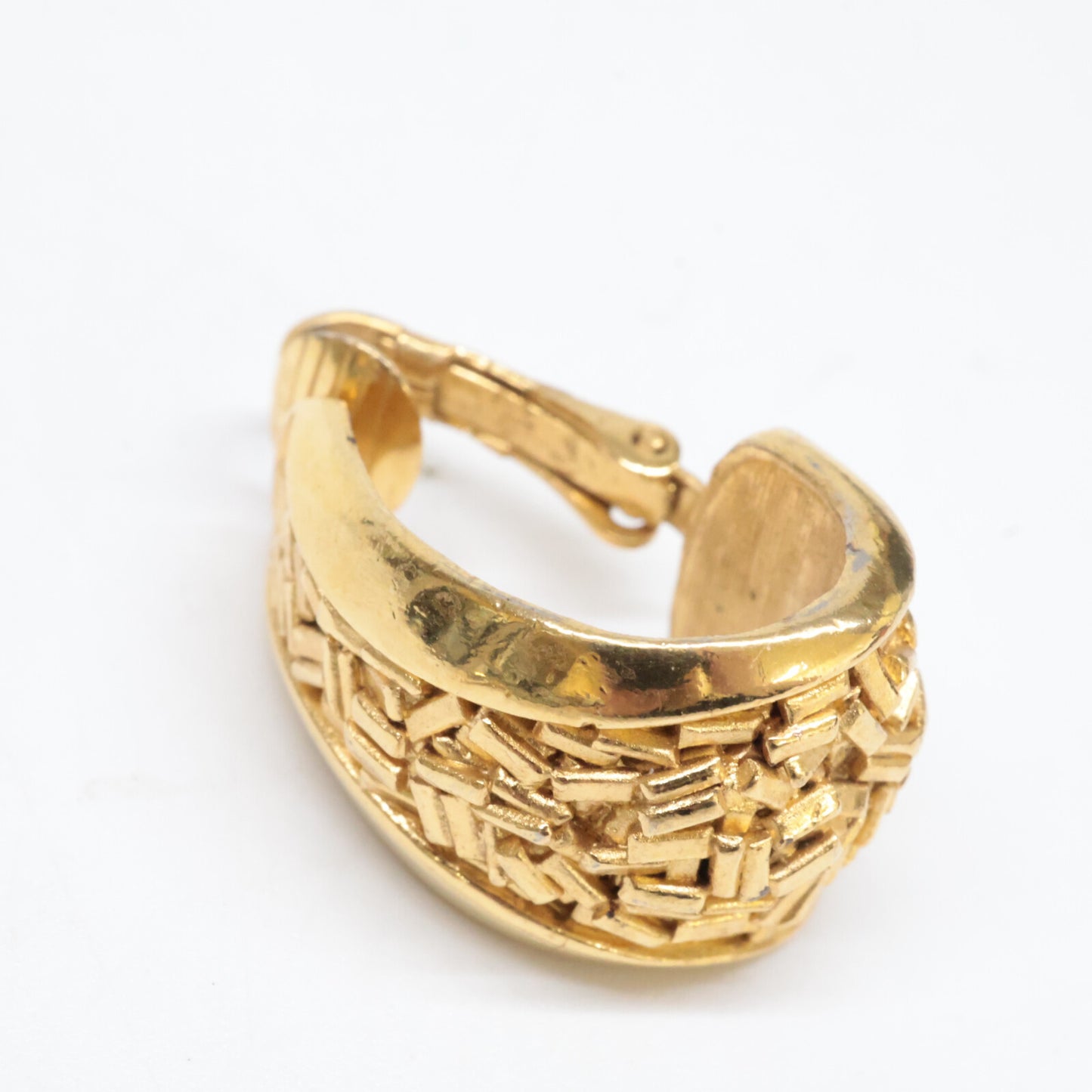 TRIFARI トリファリ フープ イヤリング