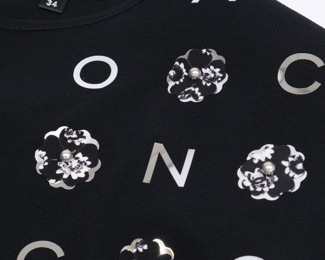 CHANEL シャネル 美品 国内正規 P70789V61962 カメリア&アイコン パール シルク Tシャツ カットソー トップス 34