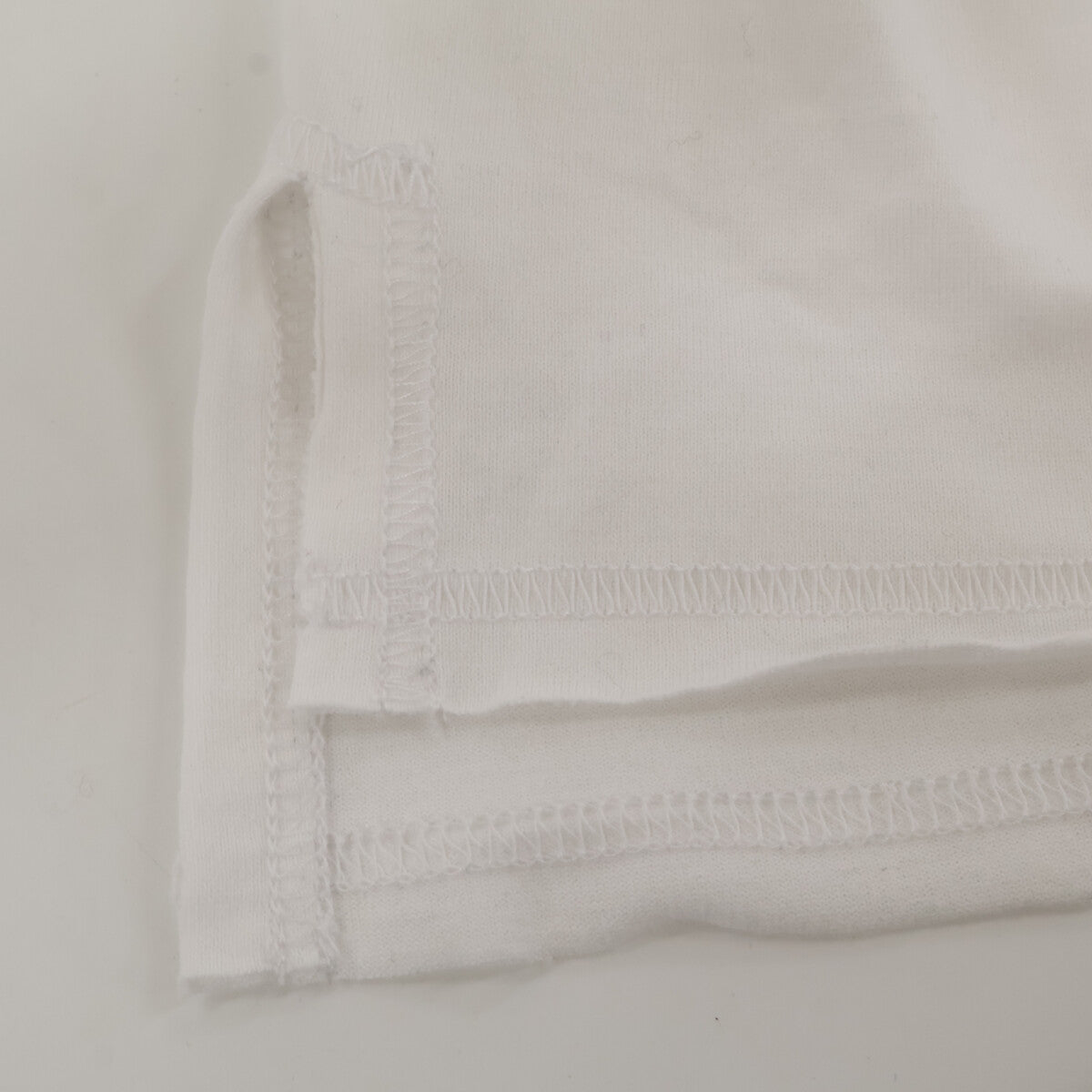 S'YTE サイト UV-T05-088 ホワイト コットン ハイネック ロングスリーブカットソー トップス 3