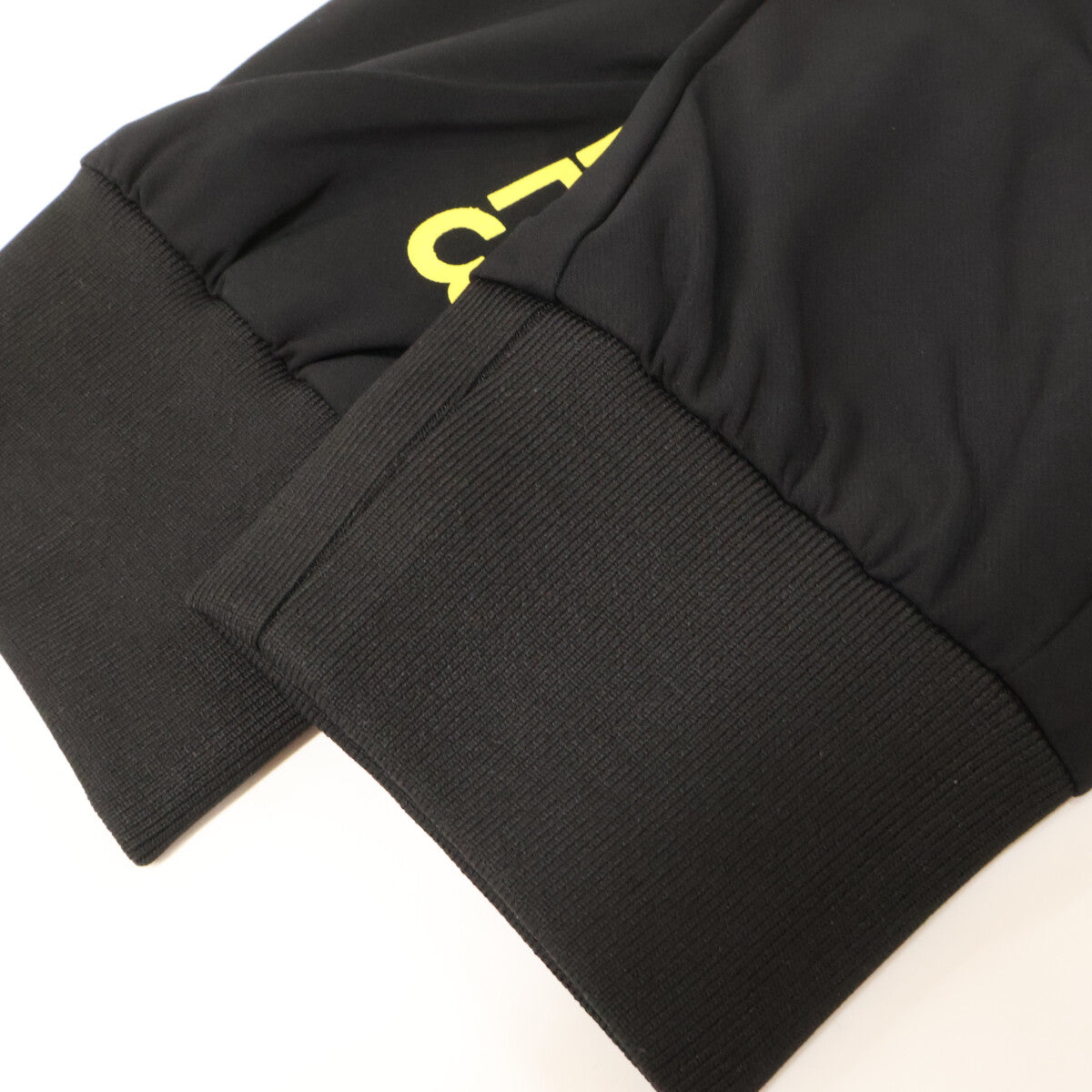 1piu1uguale3 ウノピゥウノウグァーレトレ 【GOLF】【×Del Piero】GDP010 ブラック×イエロー ドローコードナイロンジョガーパンツ ボトムス 4