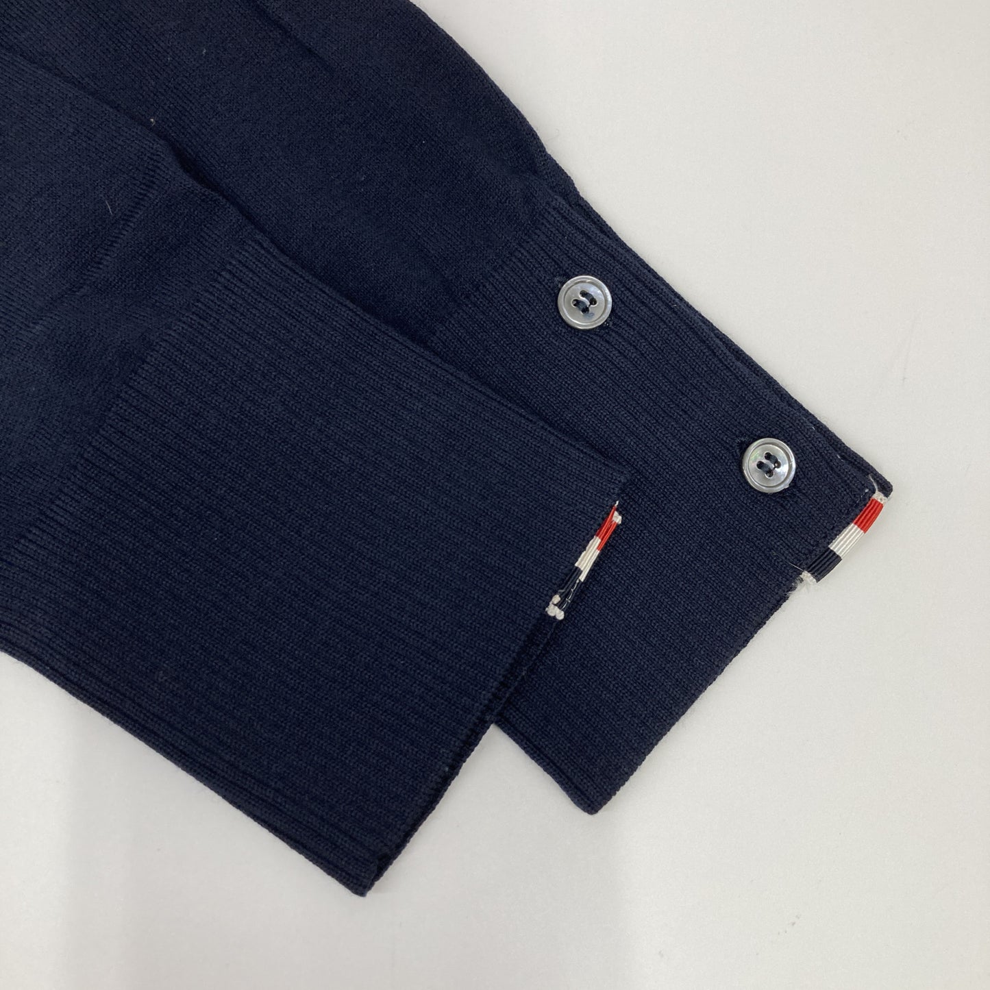 THOM BROWNE トムブラウン 【美品】MKC002A-00014415 ファインメリノウール 4BAR クラシック Vネック カーディガン/ トップス 3