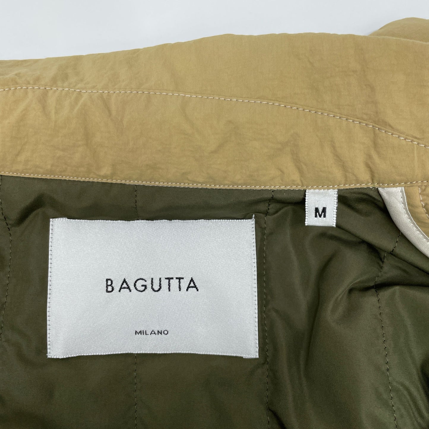 BAGUTTA バグッタ ﾍﾞｰｼﾞｭ 中綿ﾌﾞﾙｿﾞﾝ ｼﾞｬｹｯﾄ ジャケット M
