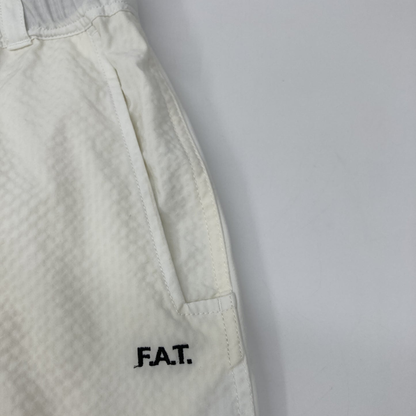 ×GUNG HO ﾎﾜｲﾄ ﾜｲﾄﾞﾊﾟﾝﾂ ボトムス JUMBO