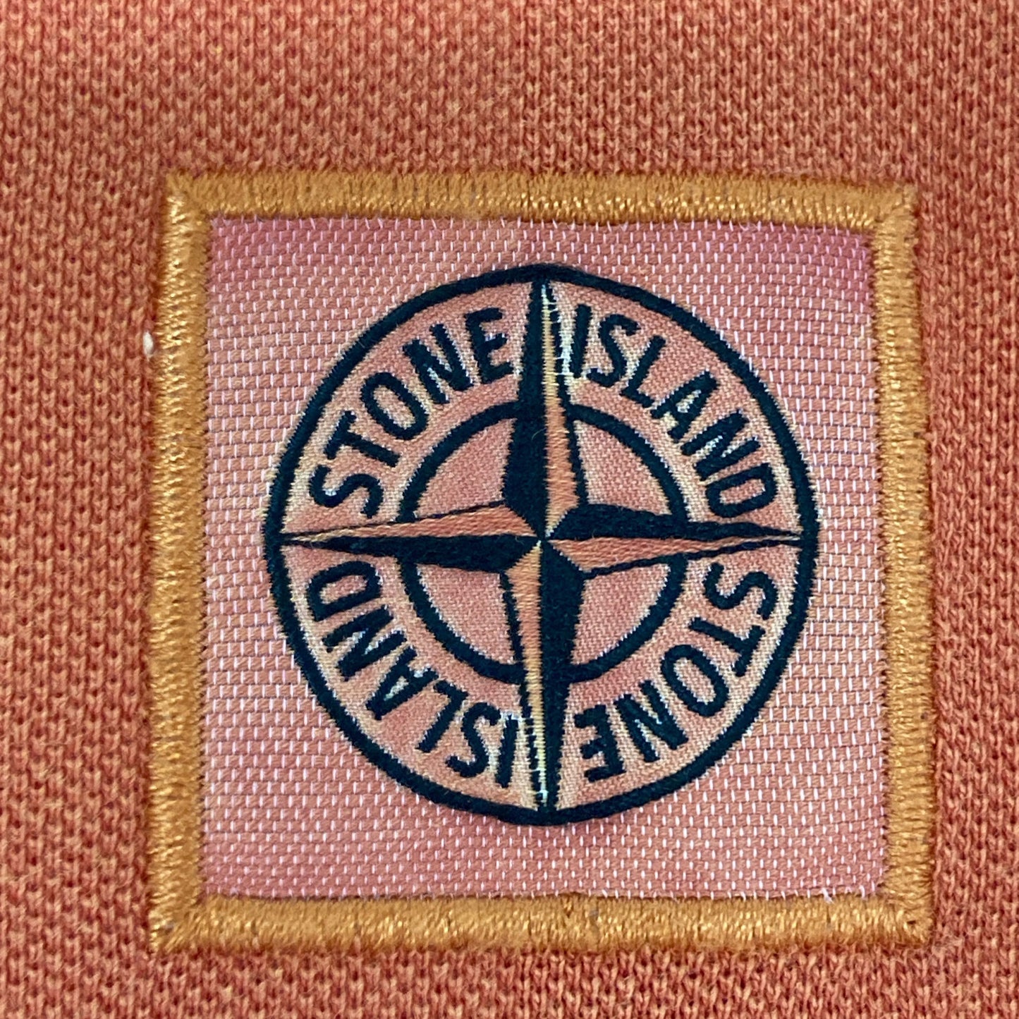 STONE ISLAND ストーンアイランド 621522S67 ｵﾚﾝｼﾞ ﾛｺﾞ刺繍 ﾎﾟﾛｼｬﾂ トップス M