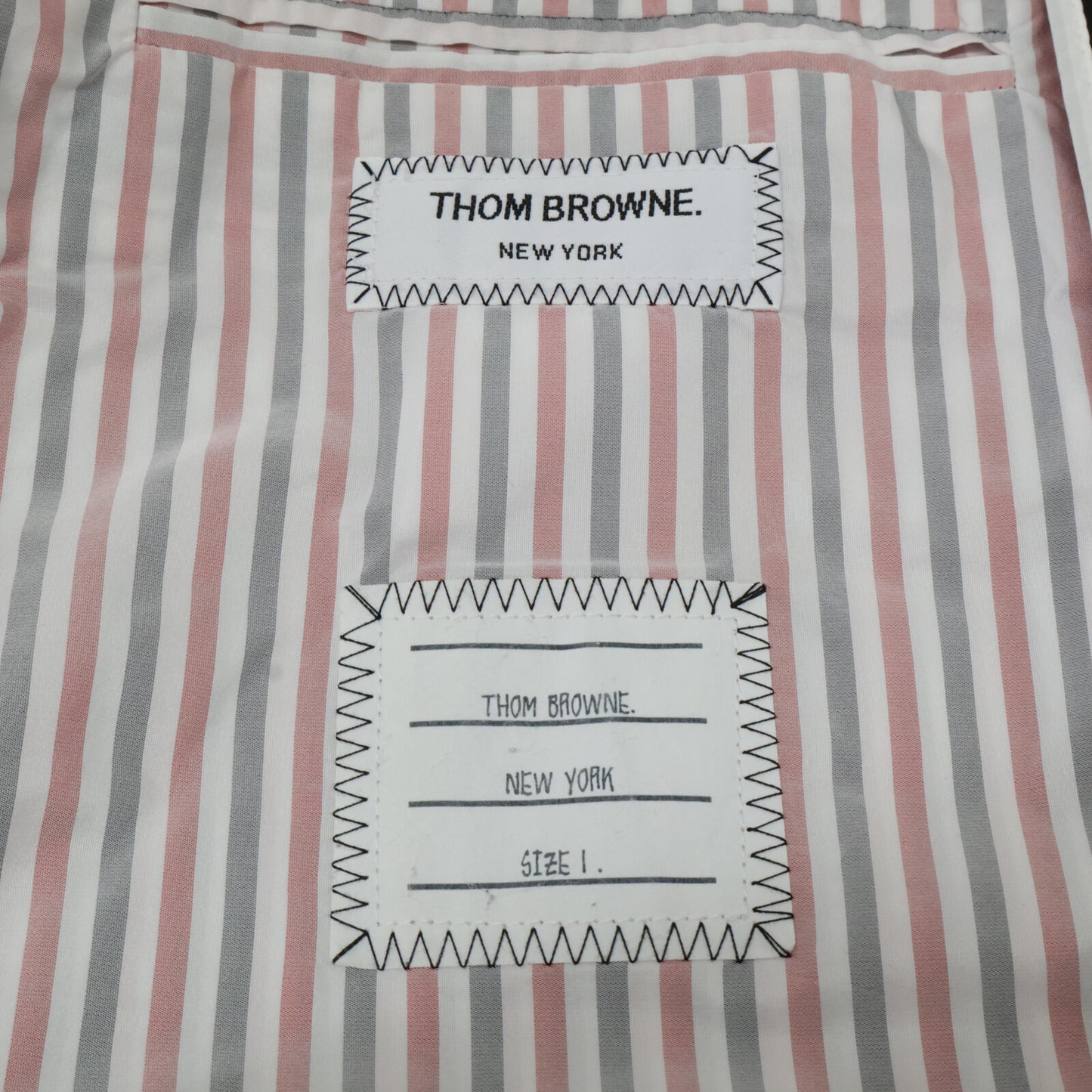 THOM BROWNE トムブラウン 【国内正規】MOD013X-05411001 フーディ ダウン コート 1