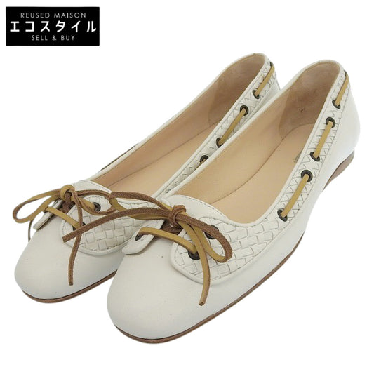 BOTTEGA VENETA ボッテガヴェネタ 美品 イントレチャート フラットパンプス レディース ホワイト 35 1/2 シューズ 35.5