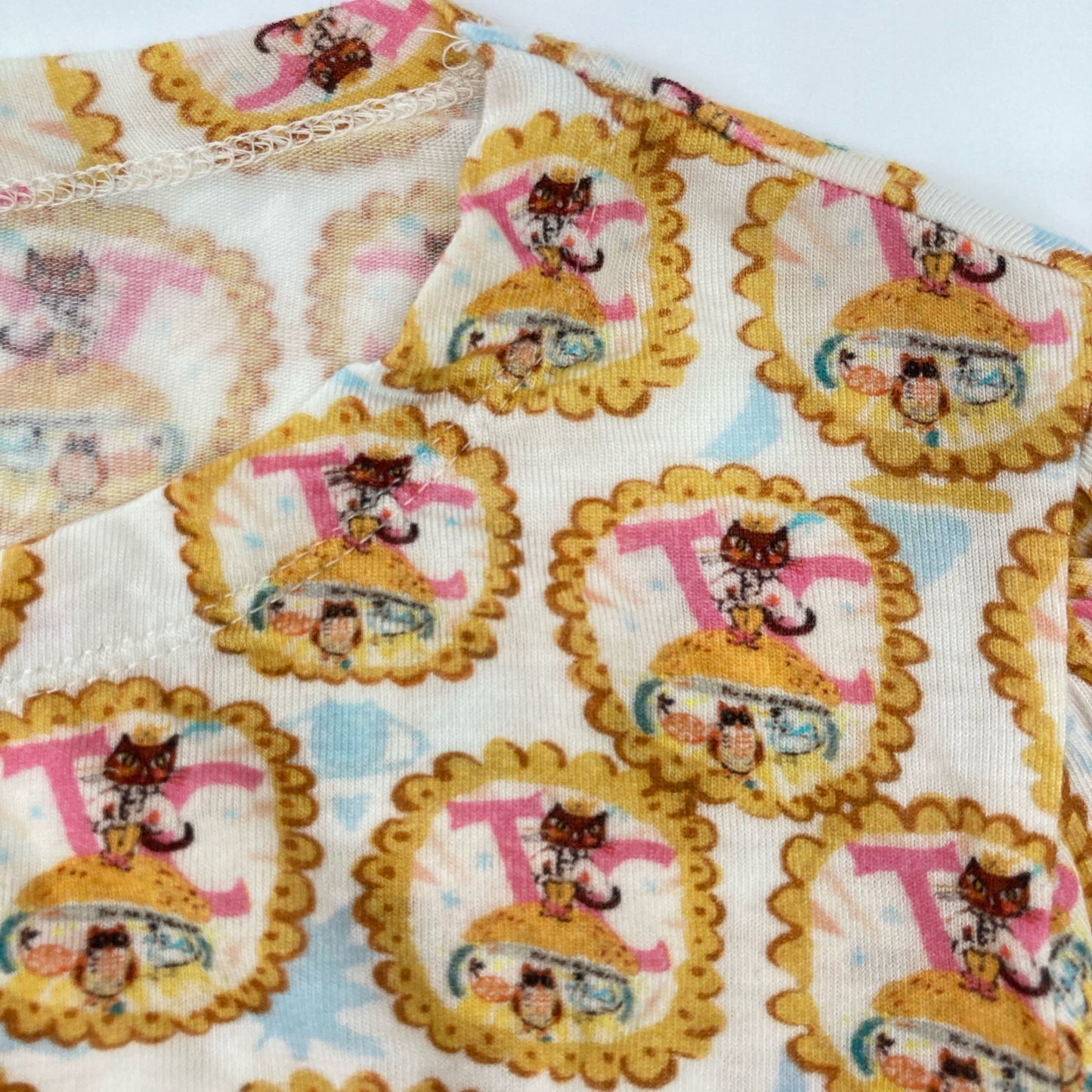 TSUMORI CHISATO ツモリチサト 224-JT037 PETIT CAT EMBLEM PRINT TOPS トップス 表記なし