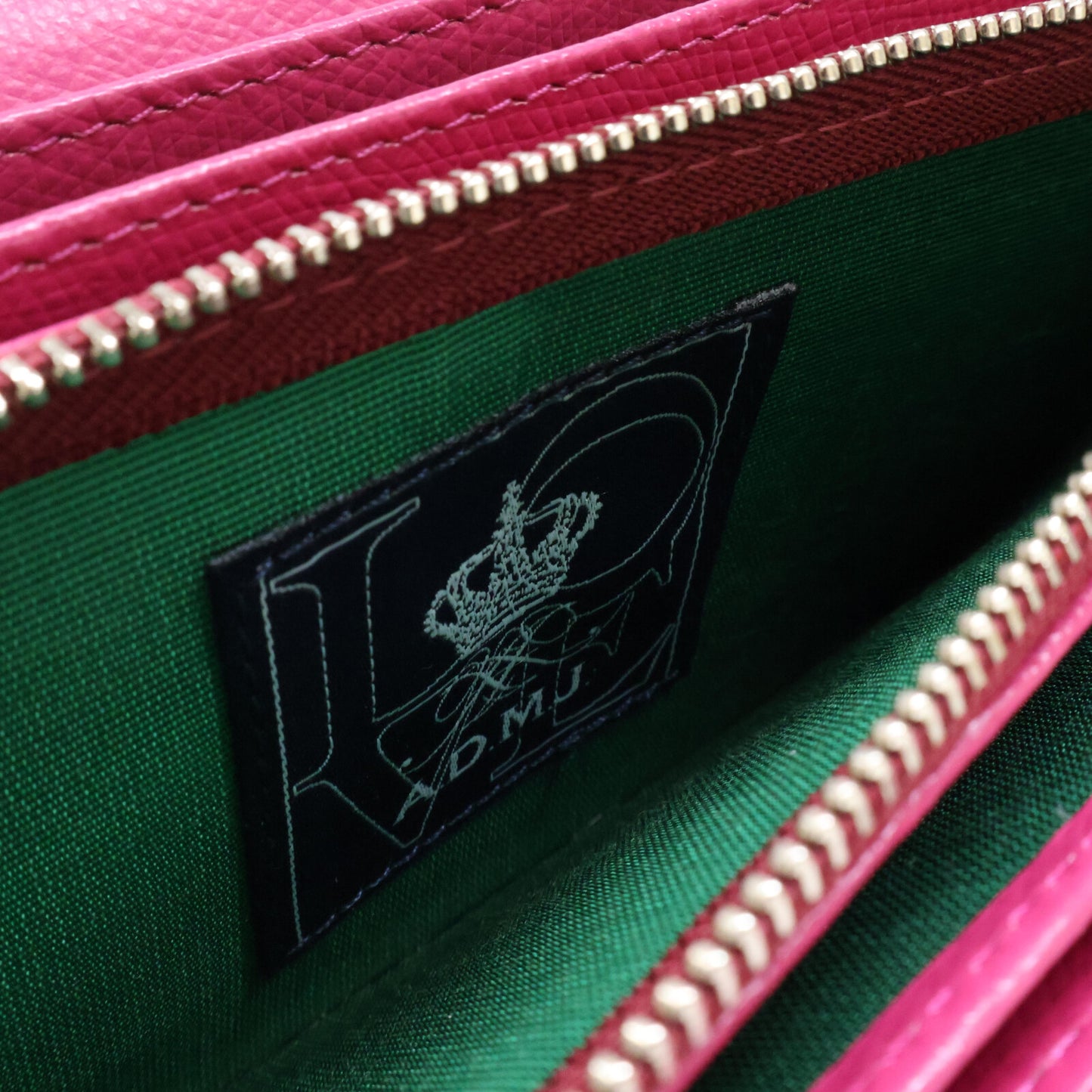 A.D.M.J. Accessoires De Mademoiselle ADMJ スワロフスキー チェーン付 長財布（小銭入れあり）