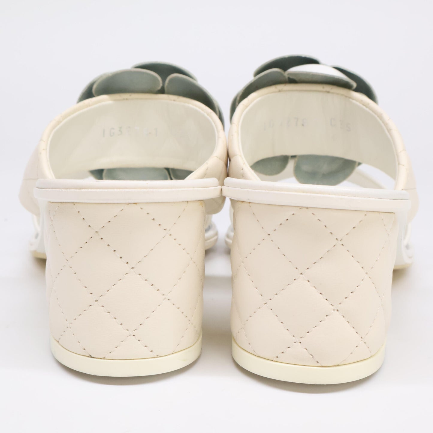 CHANEL シャネル 【美品】IG32781 カメリアモチーフ キルティングレザー チャンキーヒール サンダル シューズ 35C