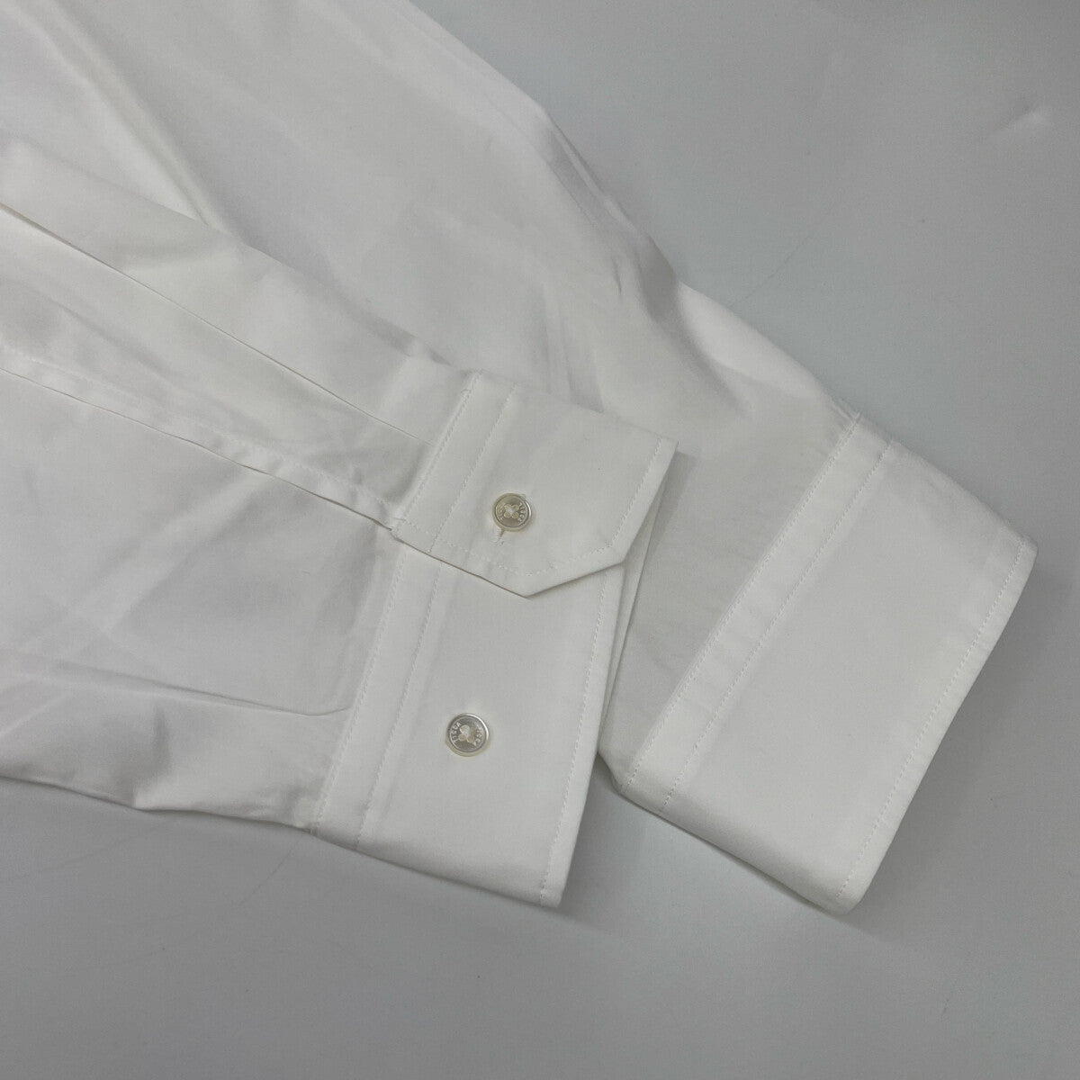 TICCA ティッカ ﾎﾜｲﾄ ｵｰﾌﾟﾝｶﾗｰｼｬﾂﾜﾝﾋﾟｰｽ ワンピース F