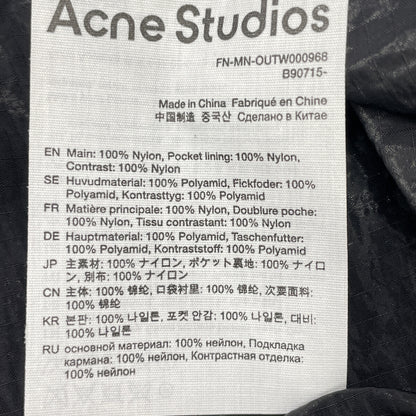 ACNE STUDIOS アクネ ストゥディオズ FN-MN-OUTW000968 ﾌﾞﾗｯｸ ｴﾝﾌﾞﾛｲﾀﾞﾘｰ 刺繍 ﾅｲﾛﾝｼﾞｬｹｯﾄ ジャケット 46