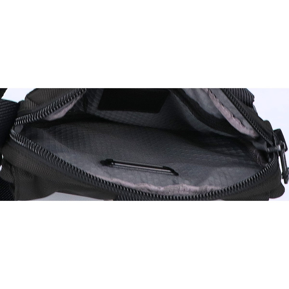 TUMI トゥミ 1424841041 ジュニア クロスボディ ショルダーバッグ