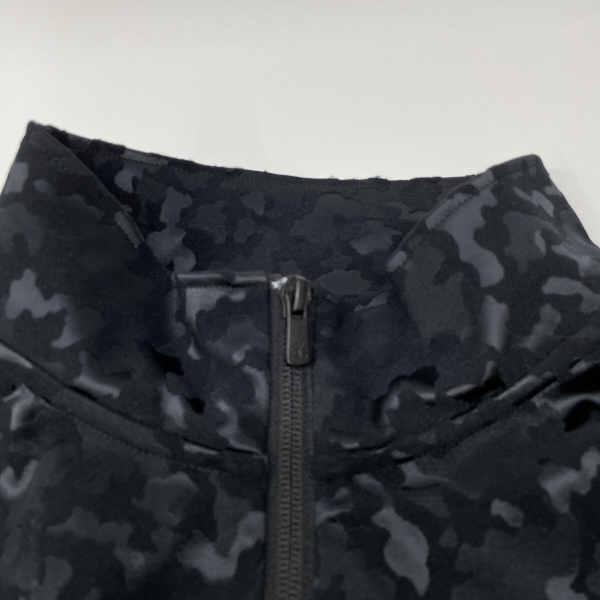 SY32 by SWEET YEARS エスワイサーティトゥーバイスウィートイヤーズ SYG-24A006ABS ﾌﾞﾗｯｸ ｽﾄﾚｯﾁ ｼﾞｬｶﾞｰﾄﾞｶﾓﾌﾗ ｼﾞｬｹｯﾄ ジャケット XXL