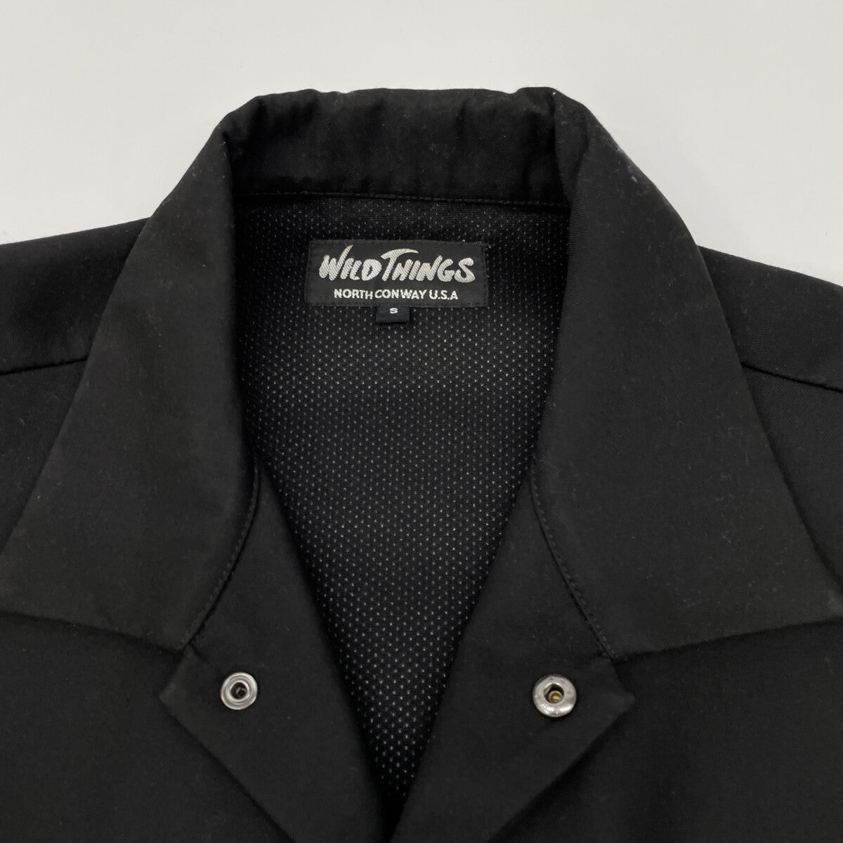 WILD THINGS ワイルドシングス ﾌﾞﾗｯｸ ﾎﾟﾘｴｽﾃﾙ ｺｰﾁｼﾞｬｹｯﾄ ジャケット S
