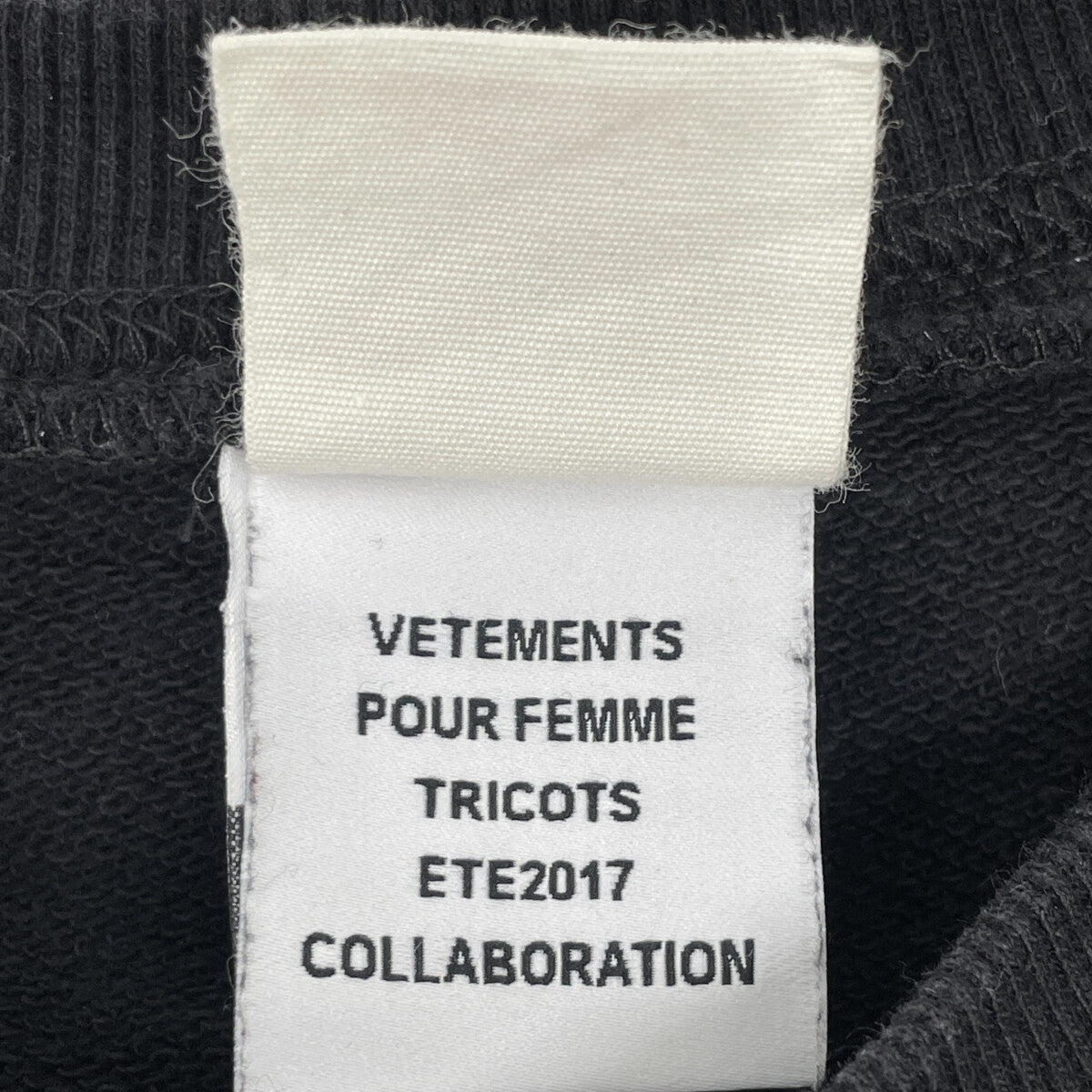 VETEMENTS ヴェトモン 【×Champion】ﾌﾞﾗｯｸ CUTOUT NECKLINE SWEAT SHIRT トップス S