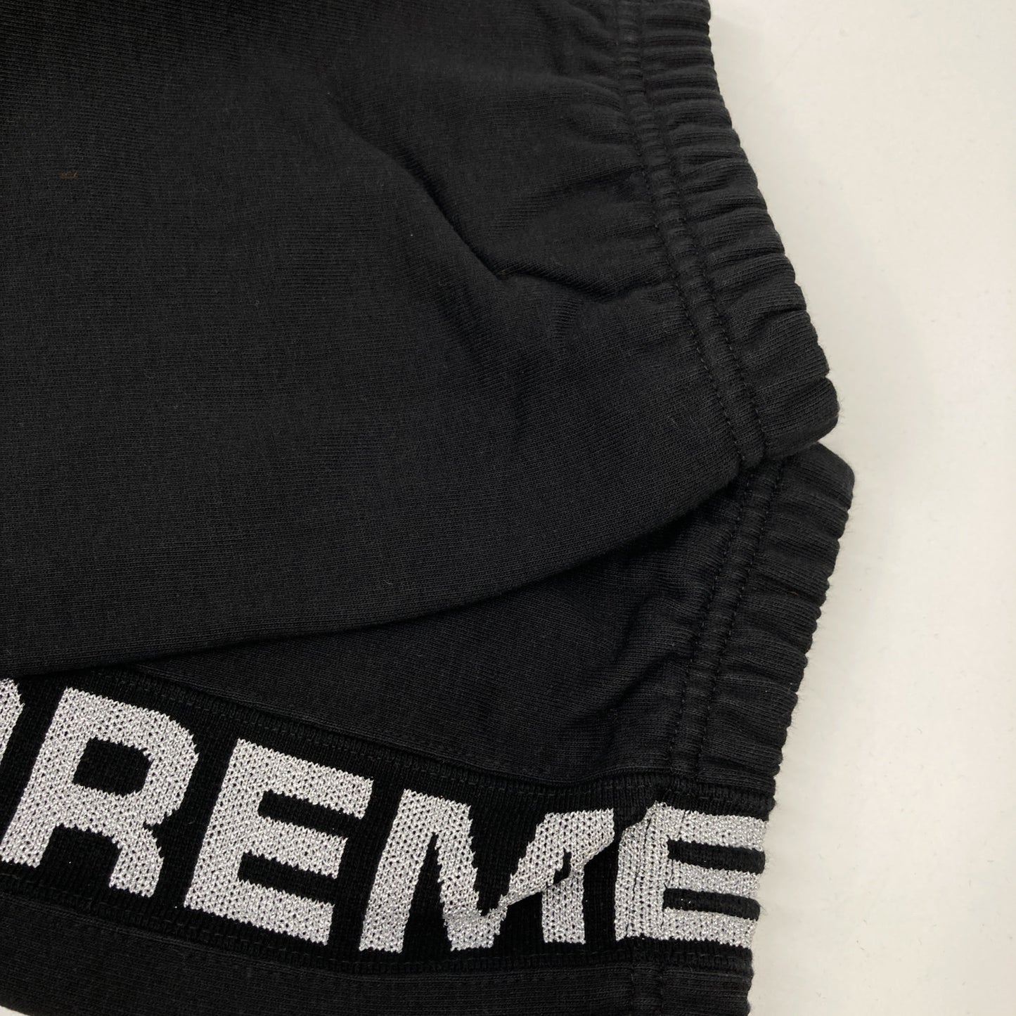 Supreme シュプリーム 20SS ﾌﾞﾗｯｸ ﾒﾀﾘｯｸﾘﾌﾞｽｳｪｯﾄﾊﾟﾝﾂ ボトムス S