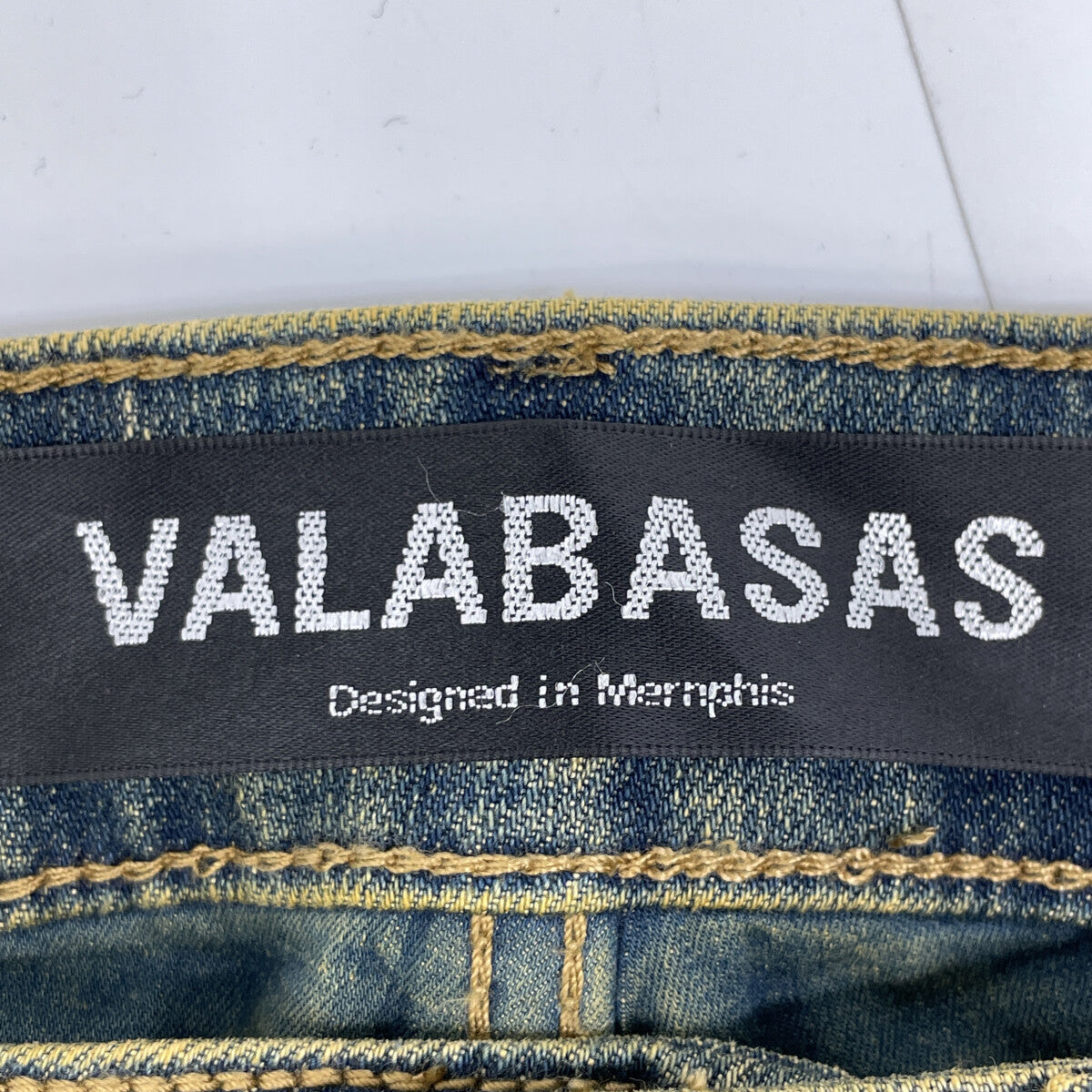 VALABASAS ヴァラバサス ｲﾝﾃﾞｨｺﾞｲｴﾛｰ ﾊｰﾄﾞｸﾗｯｼｭｽﾄﾚｯﾁﾌﾚｱﾃﾞﾆﾑ ボトムス 29