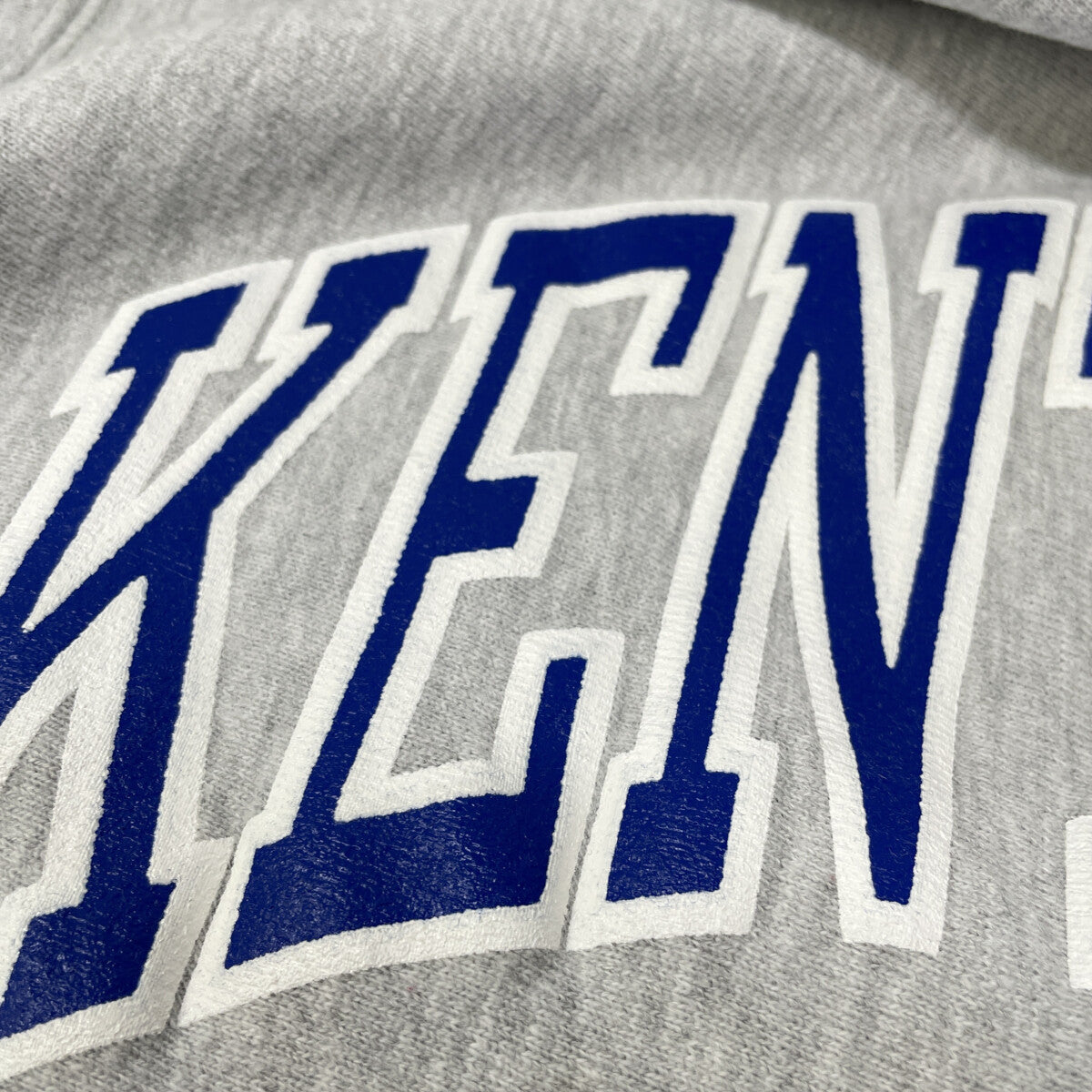 Champion チャンピオン ｸﾞﾚｰ 90s後期 刺繍ﾀｸﾞ ｽｳｪｯﾄ トップス M