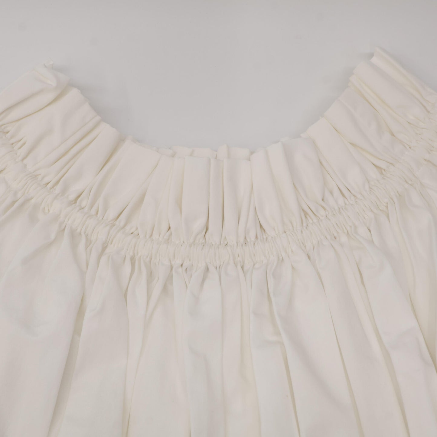 Alexander McQueen アレキサンダーマックイーン 733823 ﾎﾜｲﾄ ﾊﾞﾙﾄﾞｰｶﾗｰﾌﾞﾗｳｽ トップス 36