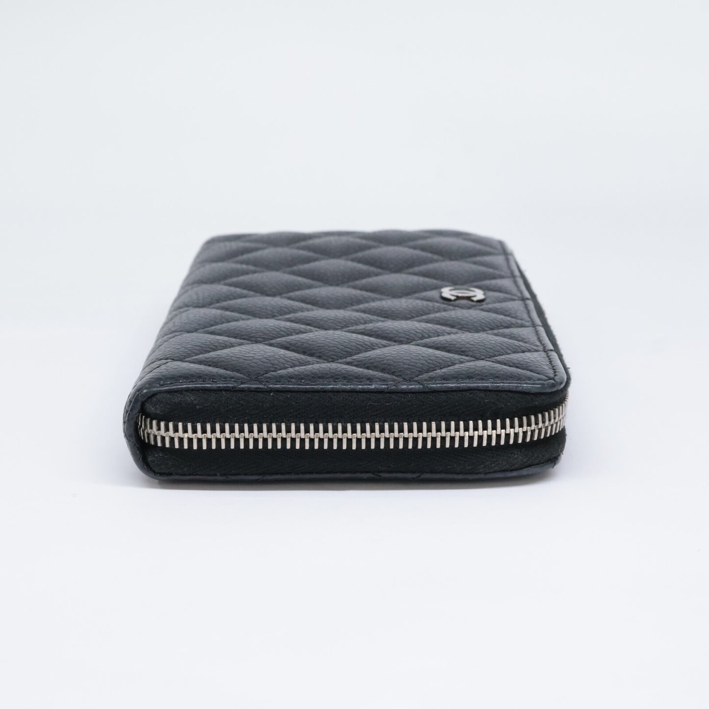 CHANEL シャネル 16番台 AP0242 キャビアスキン クラシック ロングジップウォレット 長財布（小銭入れあり）