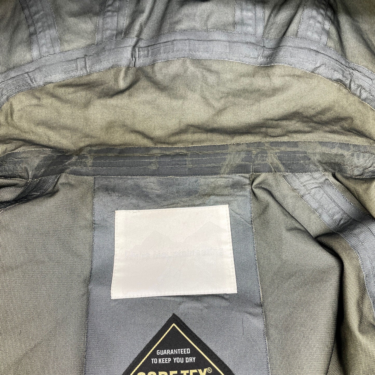 WHITE MOUNTAINEERING ホワイトマウンテニアリング WM871201 ブラック ゴアテックス マウンテンパーカ ジャケット L