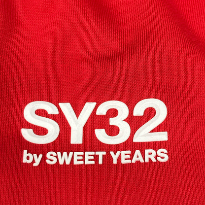 SY32 by SWEET YEARS エスワイサーティトゥーバイスウィートイヤーズ 12506 レッド バック ボックスロゴ ジップ フーディ トップス M
