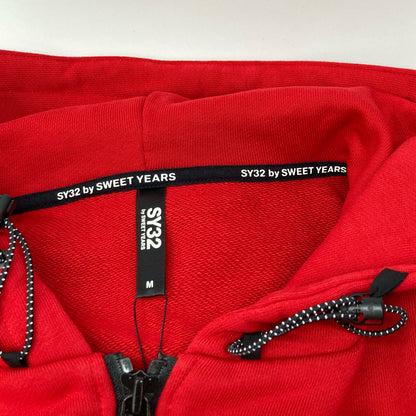 SY32 by SWEET YEARS エスワイサーティトゥーバイスウィートイヤーズ 12506 レッド バック ボックスロゴ ジップ フーディ トップス M