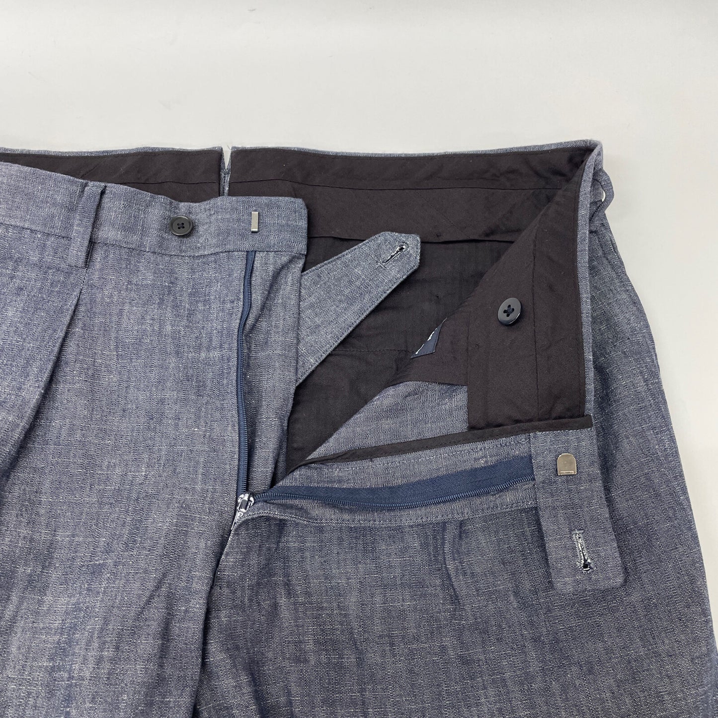 UNITED ARROWS ユナイテッドアローズ 1114-177-9046 ｼｬﾝﾌﾞﾚｰ ｽﾄﾚｰﾄ 2ｲﾝﾌﾟﾘｰﾂ ｽﾗｯｸｽ ボトムス 50