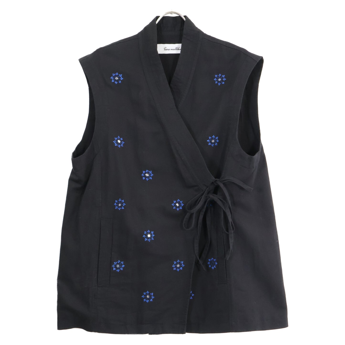 SARA MALLIKA サラ マリカ ｘ6(ROKU)【美品】020931SQ5RO EMBROIDERY BEST フラワー刺繍 エンブロイダリー ベスト ※サイズの記載はございません。