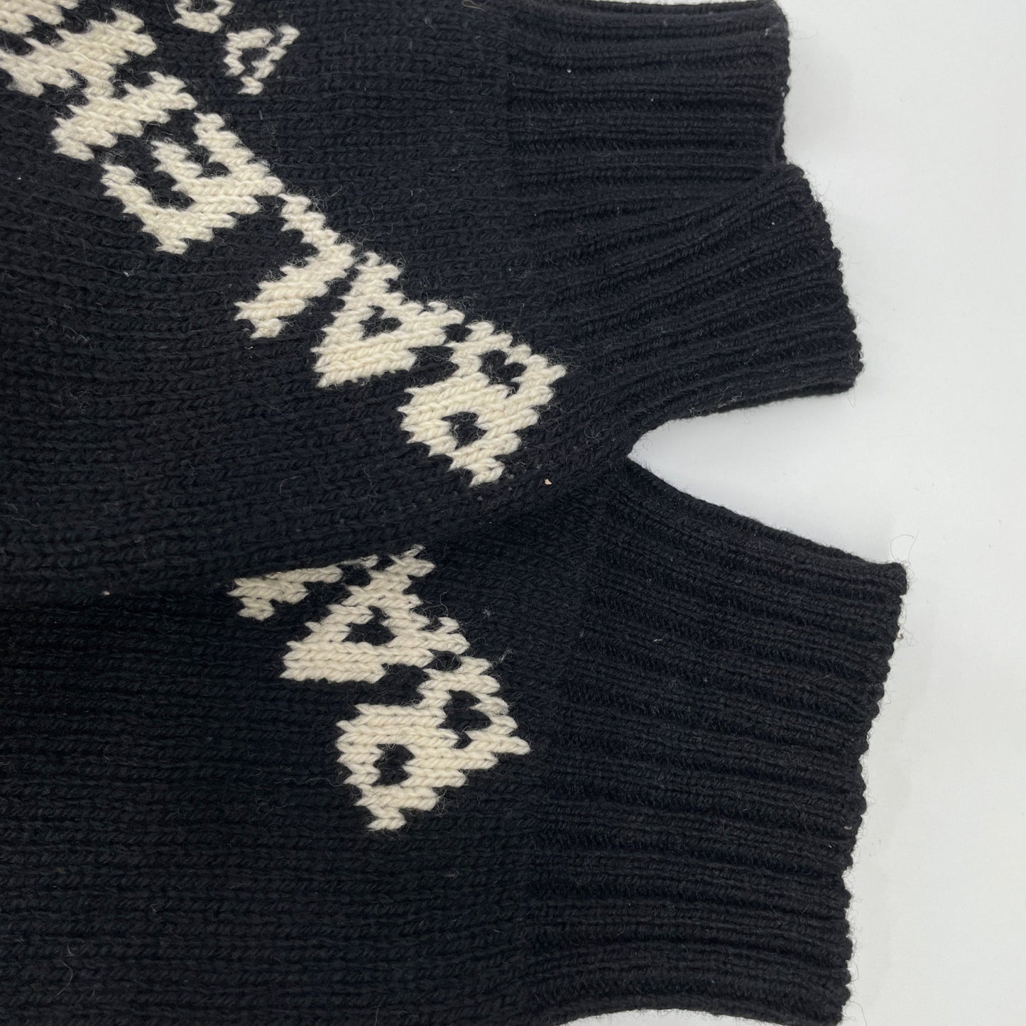 BALENCIAGA バレンシアガ 17年製 502615 ﾌﾞﾗｯｸ ｼﾞｬｶﾞｰﾄﾞﾛｺﾞ ｶｰﾃﾞｨｶﾞﾝ トップス 34