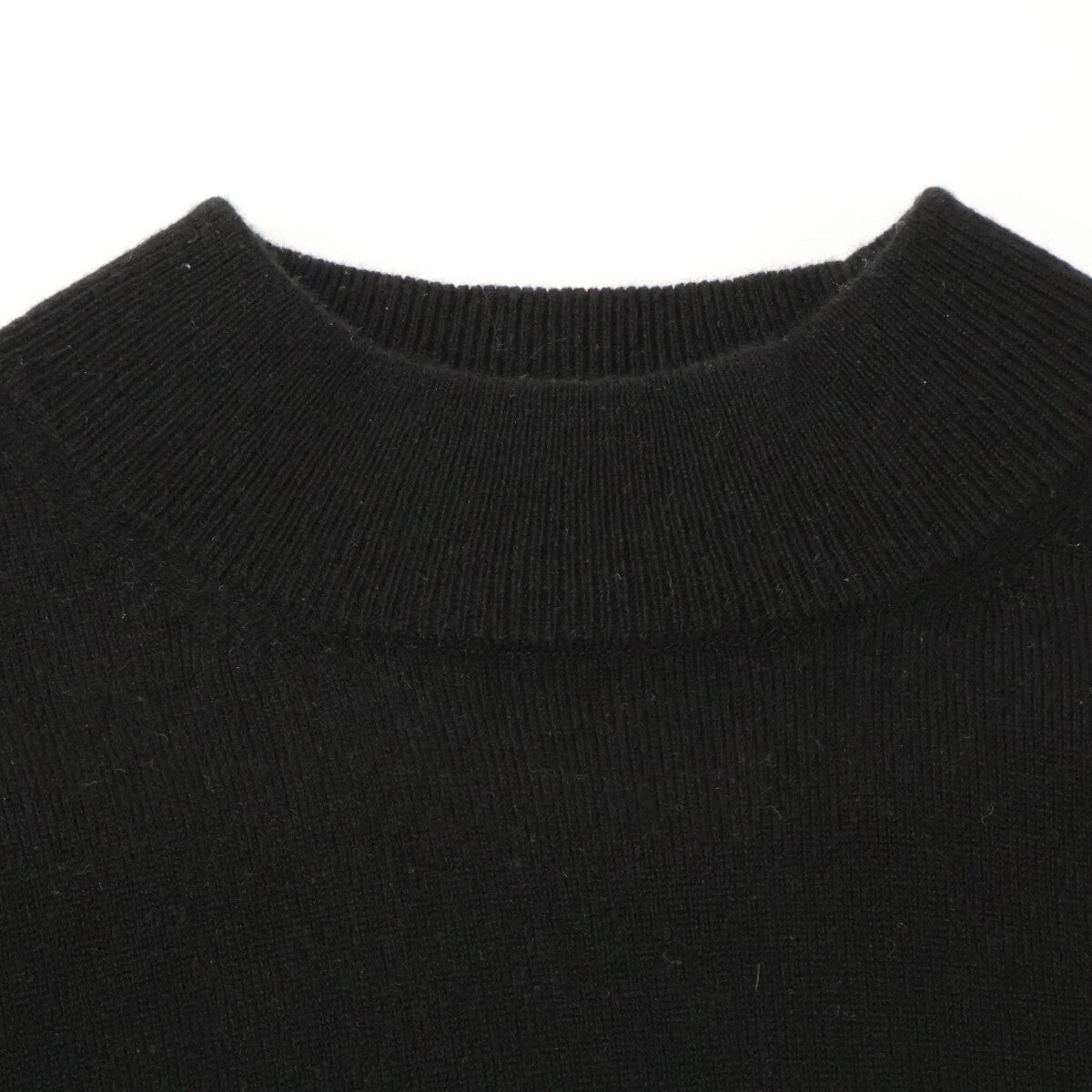 UTO ユーティーオー ﾌﾞﾗｯｸ ｶｼﾐﾔ100% ﾍﾞｰｼｯｸ ﾊｲﾈｯｸ ﾆｯﾄ ｾｰﾀｰ トップス 表記無し