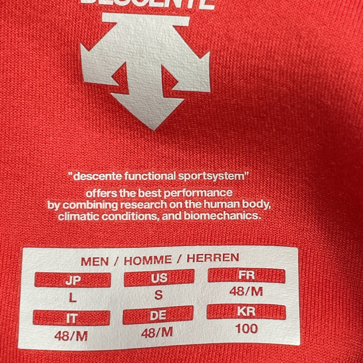 DESCENTE デサント DIA2750 ﾚｯﾄﾞ ｵﾙﾃﾗｲﾝ ﾊﾟﾗﾍﾑ ﾌﾚｯｸｽ ﾌｰﾃﾞｨ ﾊﾟｰｶｰ トップス L