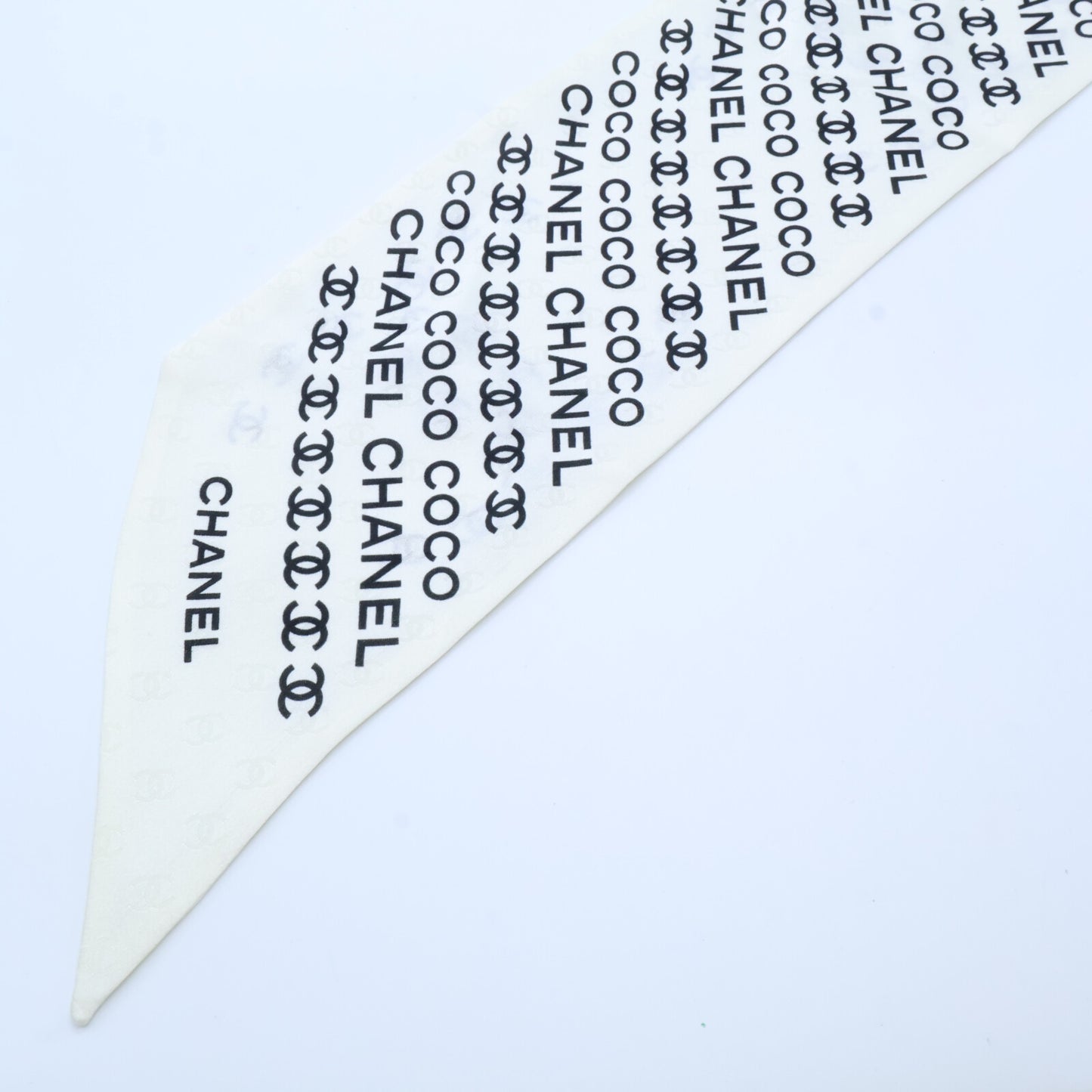 CHANEL シャネル 美品 25SS シルク ココマーク＆ロゴ ツイリー スカーフ