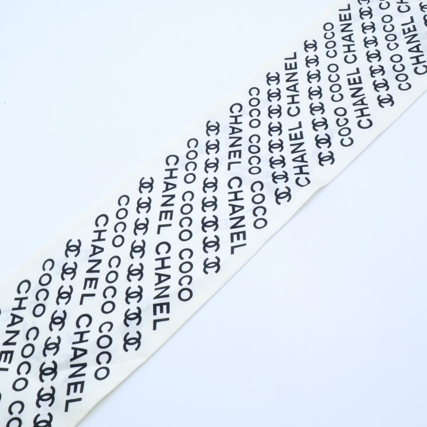 CHANEL シャネル 美品 25SS シルク ココマーク＆ロゴ ツイリー スカーフ