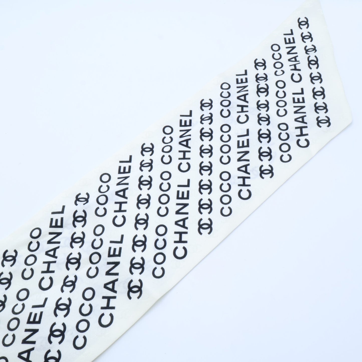 CHANEL シャネル 美品 25SS シルク ココマーク＆ロゴ ツイリー スカーフ