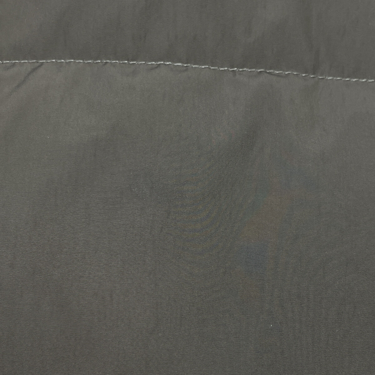 WOOLRICH ウールリッチ 1602163 ｶｰｷ ｺﾖｰﾃﾌｧｰ ﾀﾞｳﾝﾍﾞｽﾄ ベスト XS