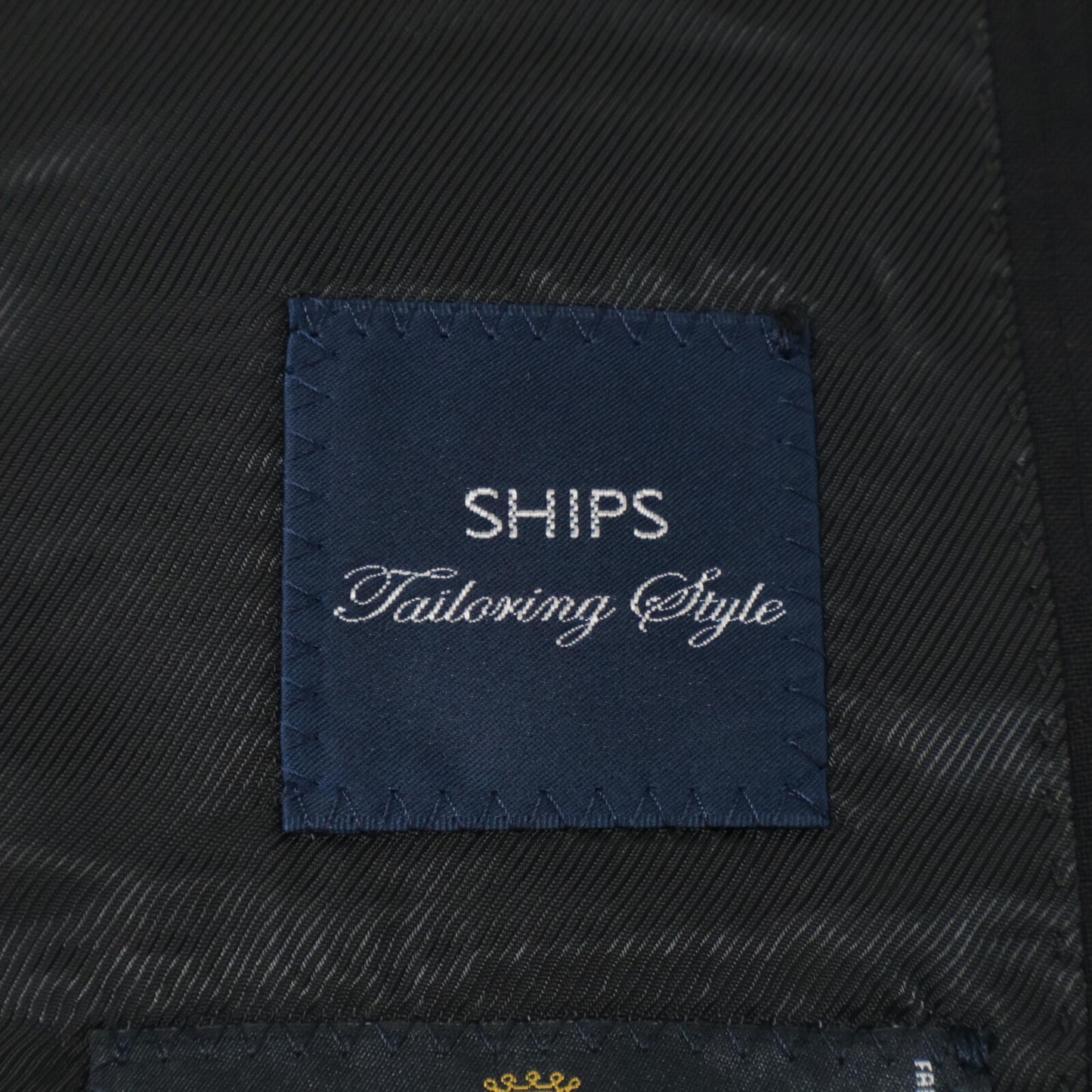 SHIPS シップス 117-11-1620 ﾌﾞﾗｯｸ ｽﾄﾗｲﾌﾟ REDA生地 ｽｰﾂ ｾｯﾄｱｯﾌﾟ 48