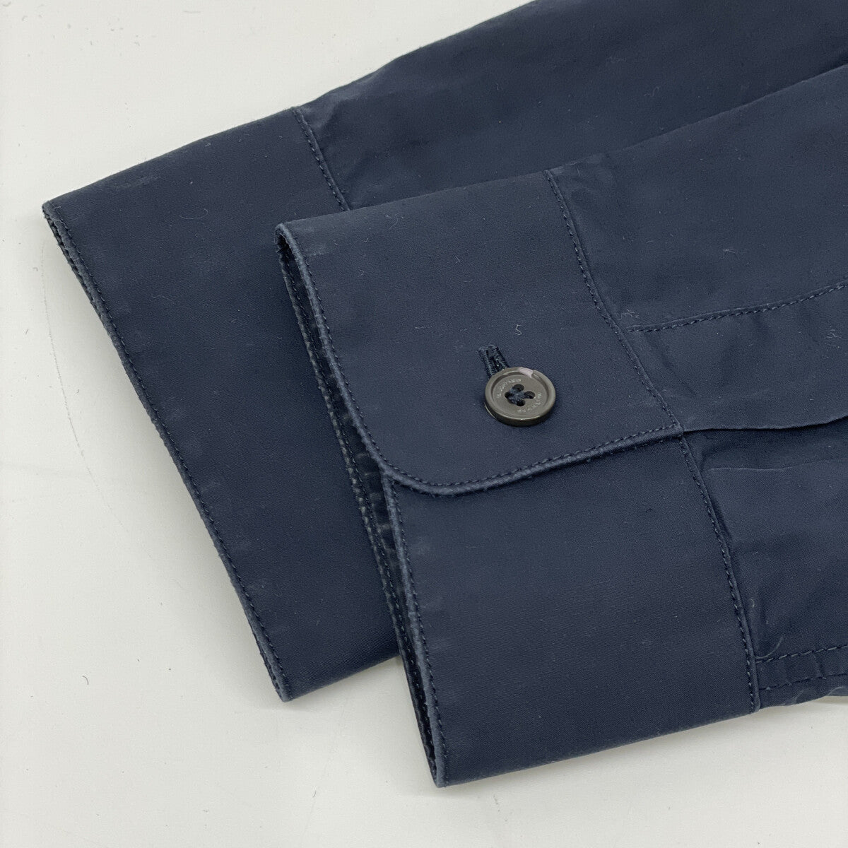 VALENTINO ヴァレンティノ SV0AB7655MJ ×UNDERCOVER ｸﾞﾗﾌｨｯｸﾌﾟﾘﾝﾄ ｺｯﾄﾝ 長袖ｼｬﾂ トップス 41