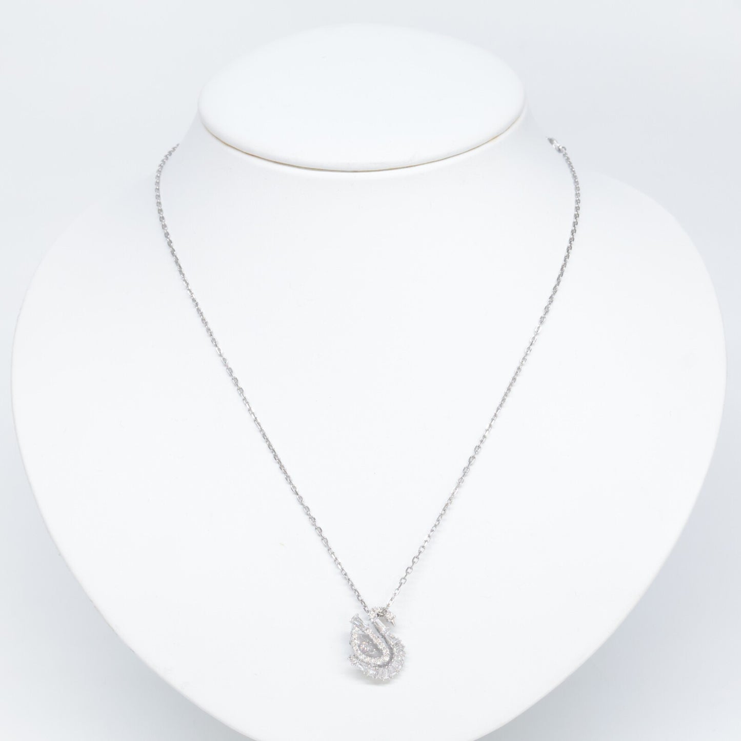 SWAROVSKI スワロフスキー 【美品】5732412 Swan ダンシングストーン スワンペンダント ネックレス