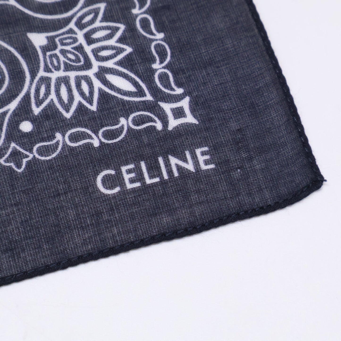 CELINE セリーヌ 【美品】ロゴプリント ペイズリー バンダナ スカーフ