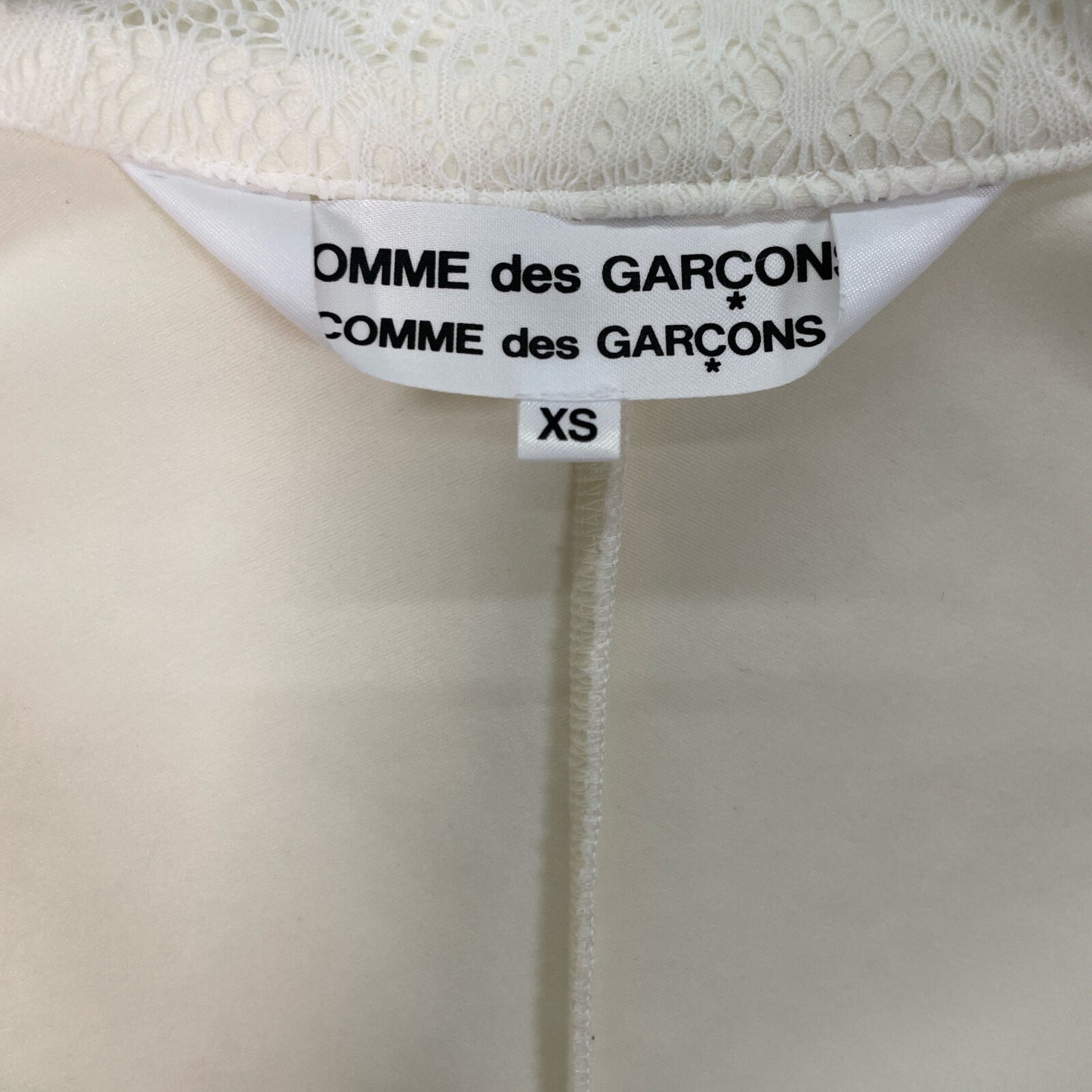 COMMEdesGARCONS コムデギャルソン ホワイト 11年 RI-J040 バックフリル テーラードジャケット ジャケット XS