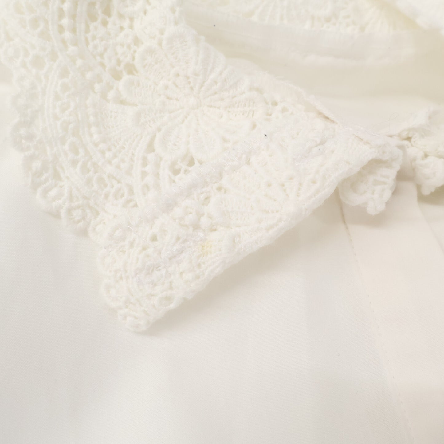 COEL コエル 181303069 ﾎﾜｲﾄ ﾚｰｽ刺繍 襟切り替えｼｬﾂ トップス F