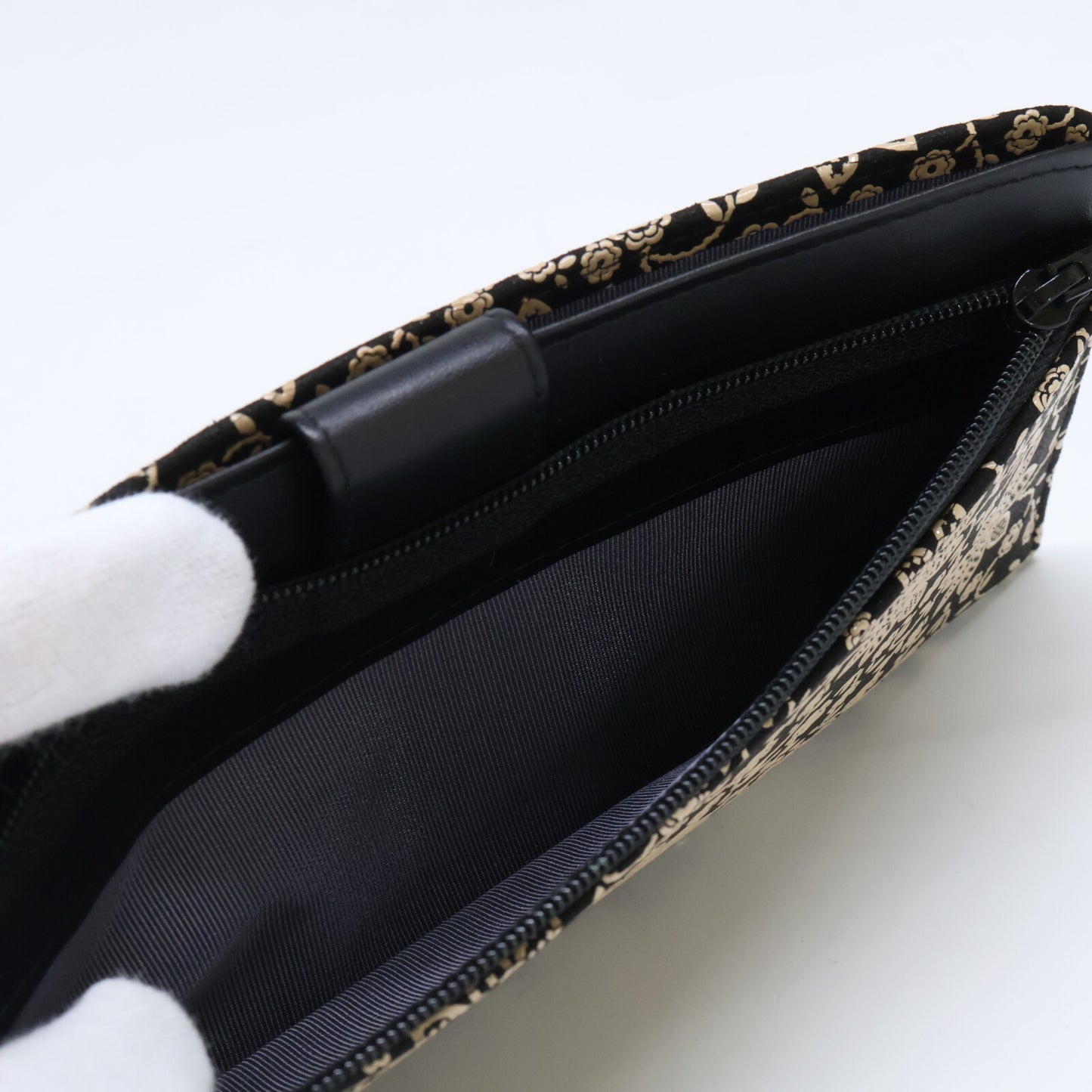 印傳屋 【新品同様】クレマチス 束入L 長財布（小銭入れあり）