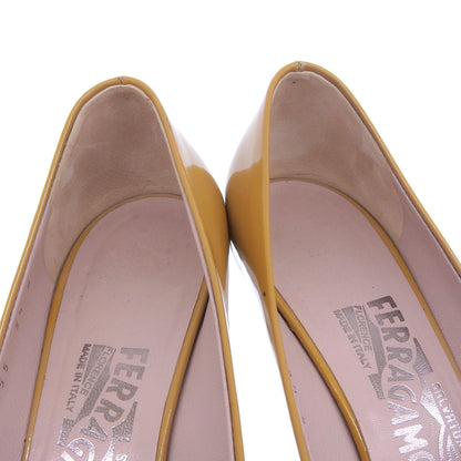 Salvatore Ferragamo サルヴァトーレフェラガモ ヴァラリボン パテント パンプス レディース マスタード 5 1/2 シューズ 5.5